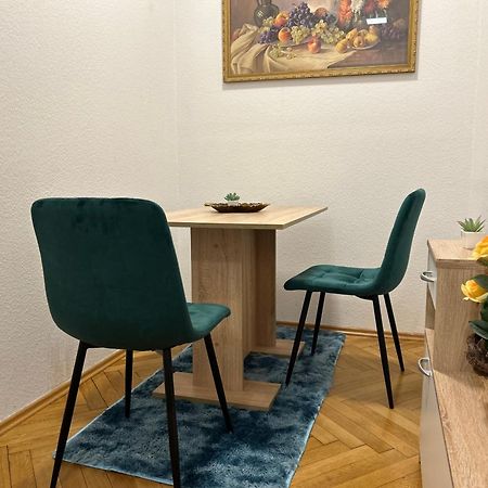 Piano Apartment In Halle Center - Netflix - Free Wifi 1 エクステリア 写真