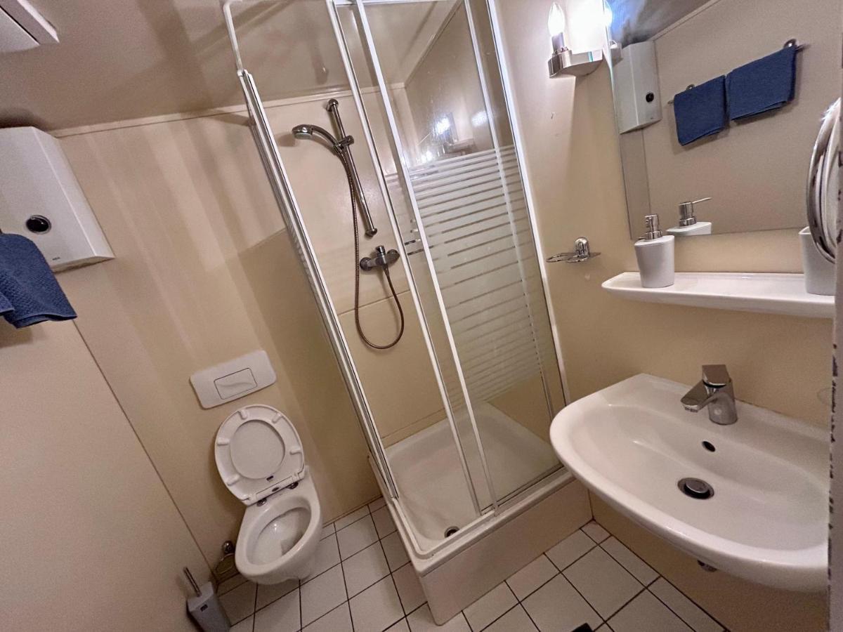Piano Apartment In Halle Center - Netflix - Free Wifi 1 エクステリア 写真